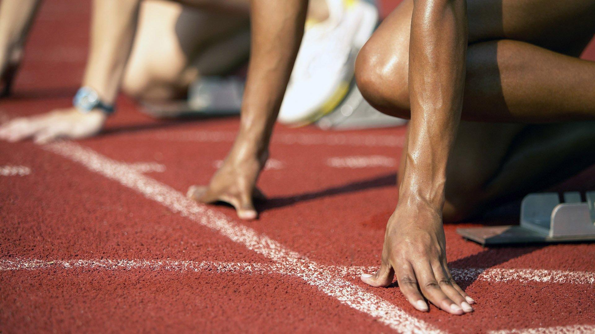 中国攀岩新星闪耀国际赛场 巴黎奥运资格赛再创佳绩