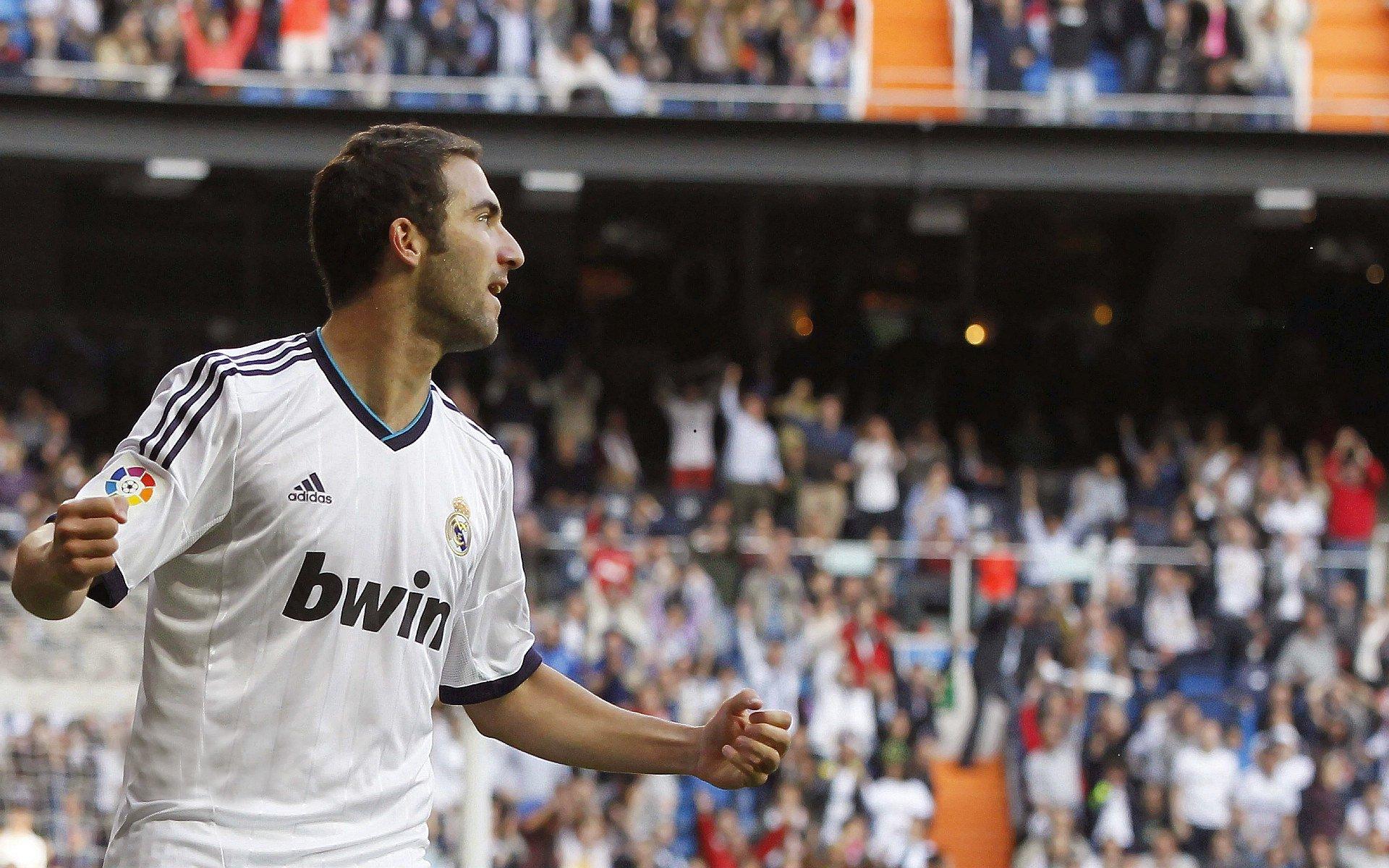 百米飞人巅峰对决，新星崛起与传奇延续的震撼之夜