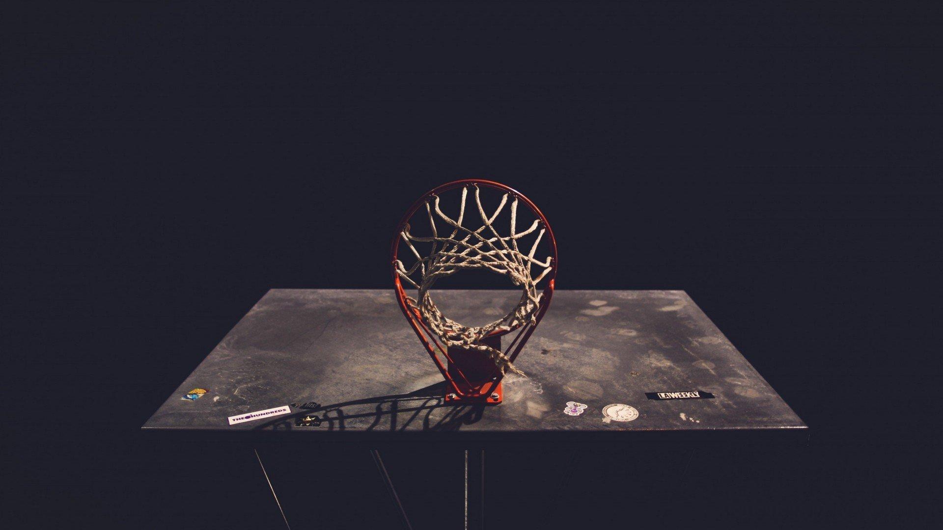 巅峰对决！扣篮大赛惊艳全场，新星力压群雄夺冠