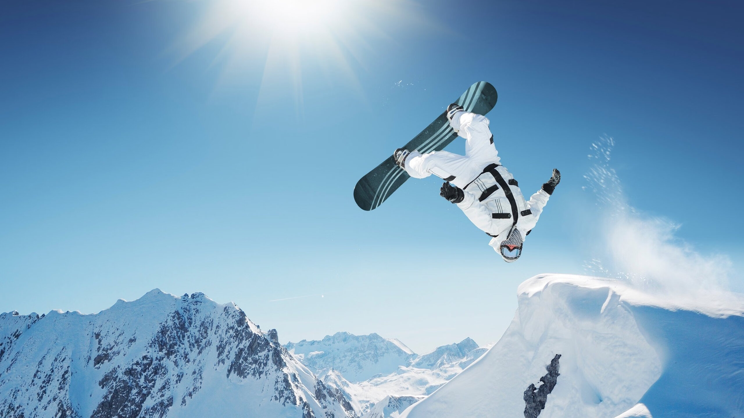 中国游泳队亚运会再创佳绩 多位新星闪耀泳池